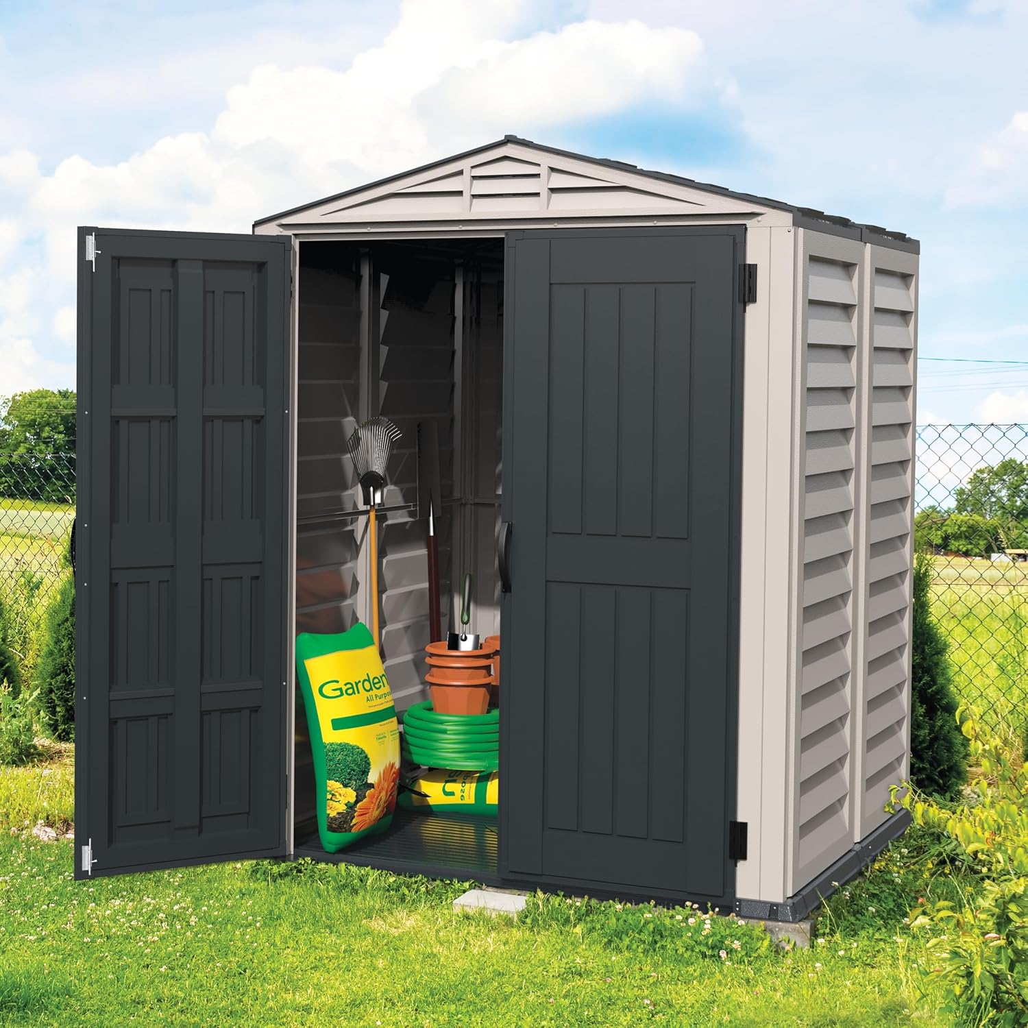Duramax - YardMate PLUS - 5x5 ft - abri jardin plastique, plancher robuste, toit métal, ignifuge, sans entretien