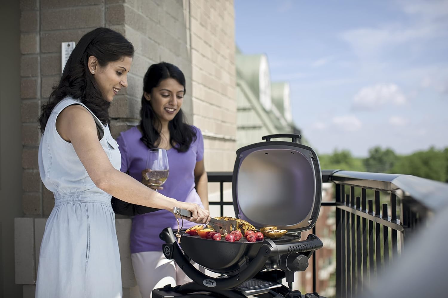 Weber - Q Barbecue Kettle - 1400 - noir/gris, rectangulaire, aluminium