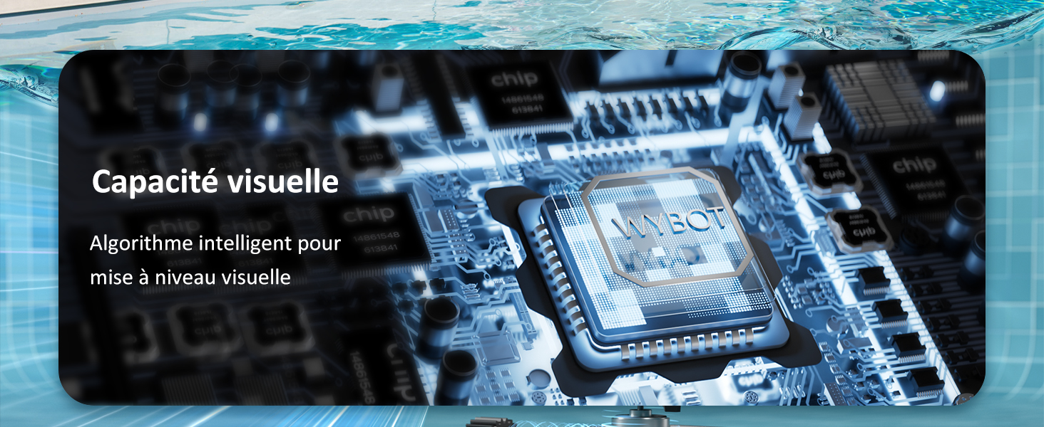 Gros plan d'une puce de processeur informatique sur un circuit imprimé, partiellement immergée dans l'eau bleue. La superposition de texte en français mentionne « Capacité visuelle » et « Algorithme intelligent ».