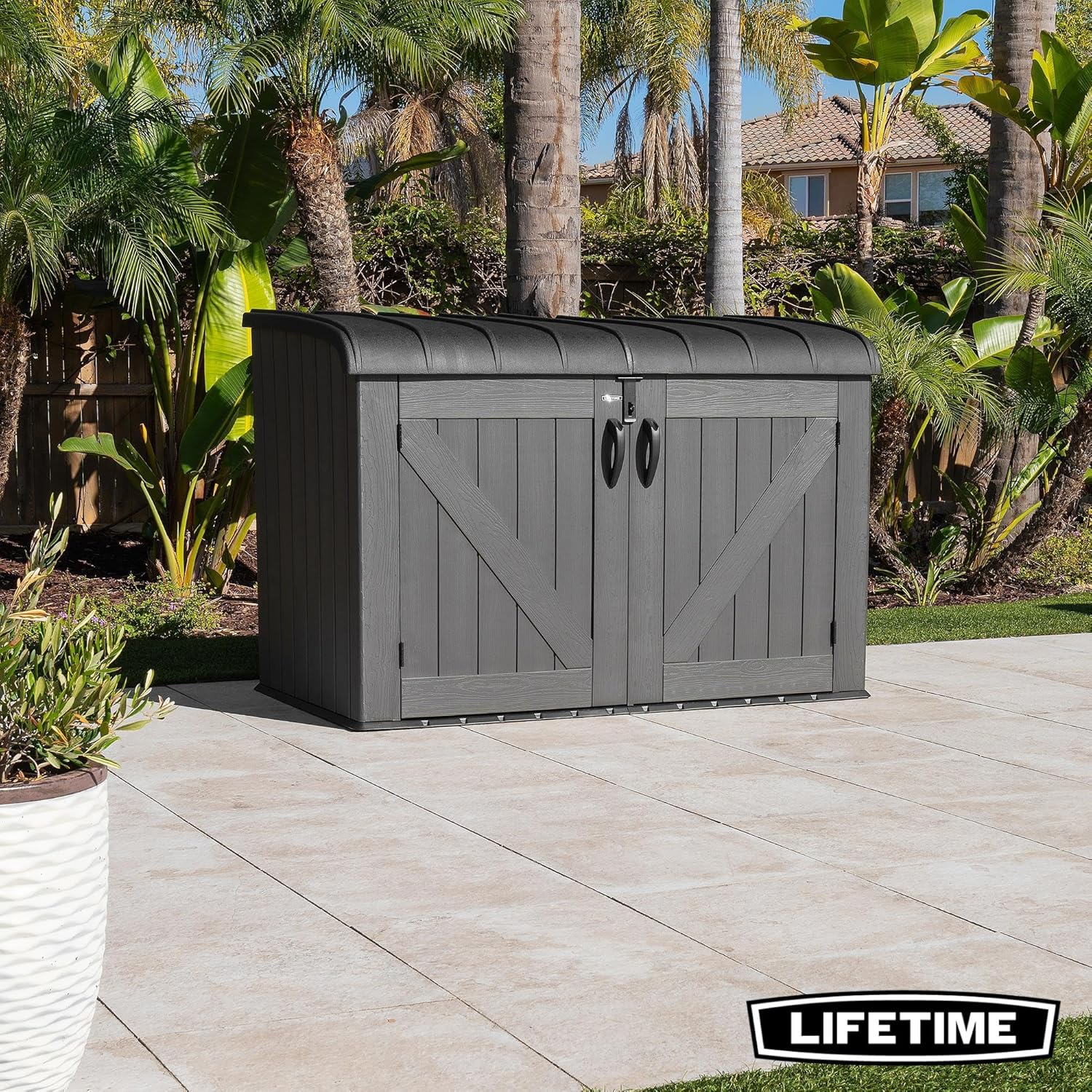 Lifetime - abri horizontal extérieur 2.1 m³ résine robuste 60464E