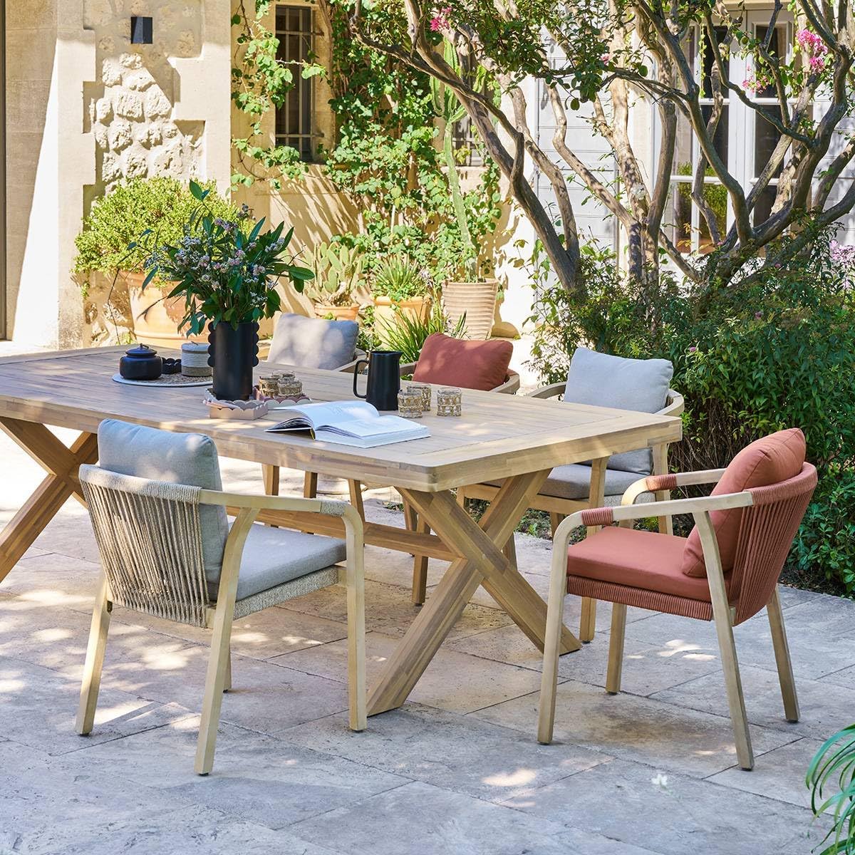 Hespéride - Xenia table de jardin 10 places - eucalyptus - grande taille