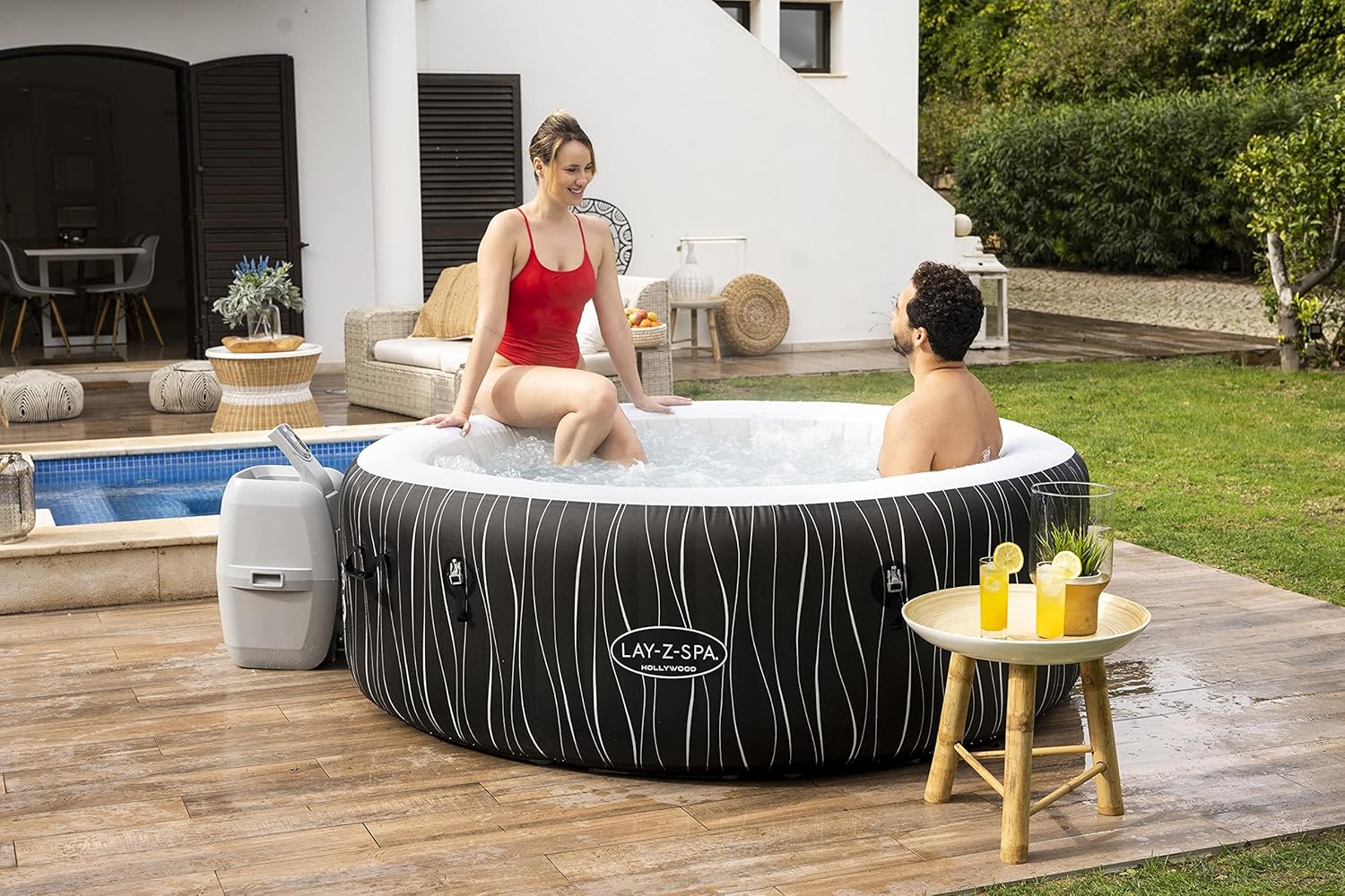 Bestway - LAY-Z-SPA Hollywood - 196x66cm - 4-6 personnes, Airjet