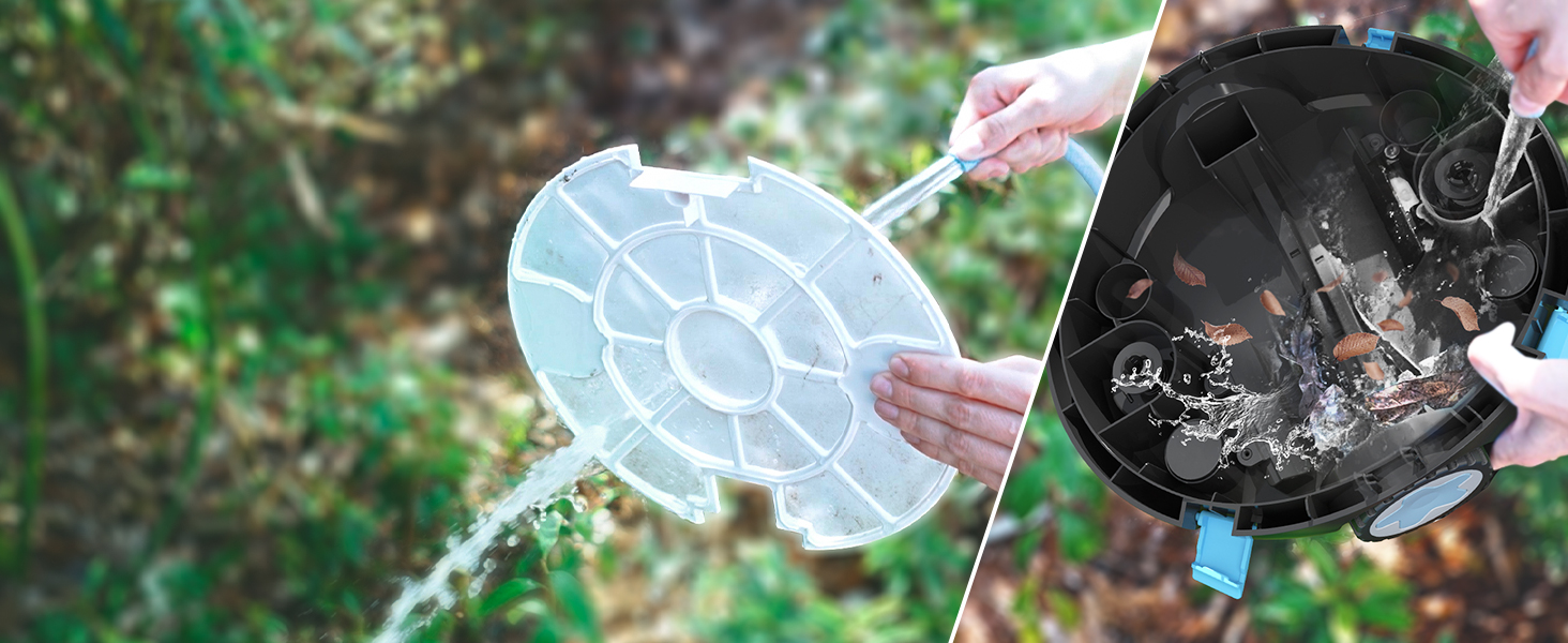 Deux sacs ou passoires en filet translucide présentés à l'extérieur avec un fond de feuillage de jardin. Une construction en maille bleu clair et une structure en maille noire pour la collecte ou le ramassage.