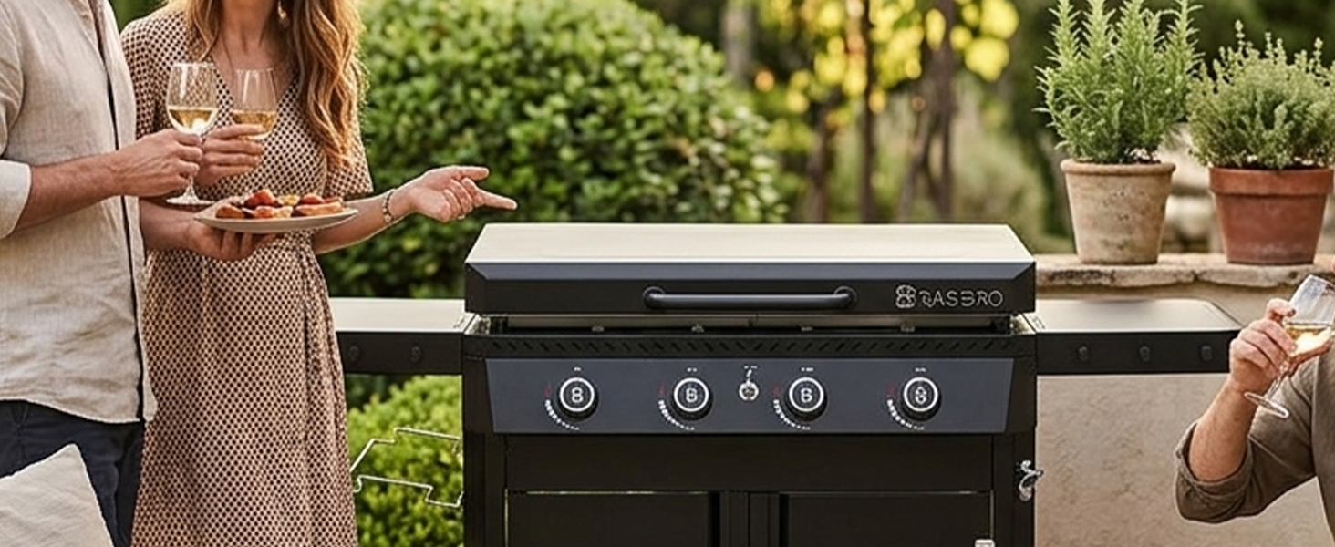 Configuration extérieure d'un grill ou d'un barbecue avec une surface de cuisson en acier inoxydable et de multiples boutons de commande, illustrés lors de la préparation des aliments.