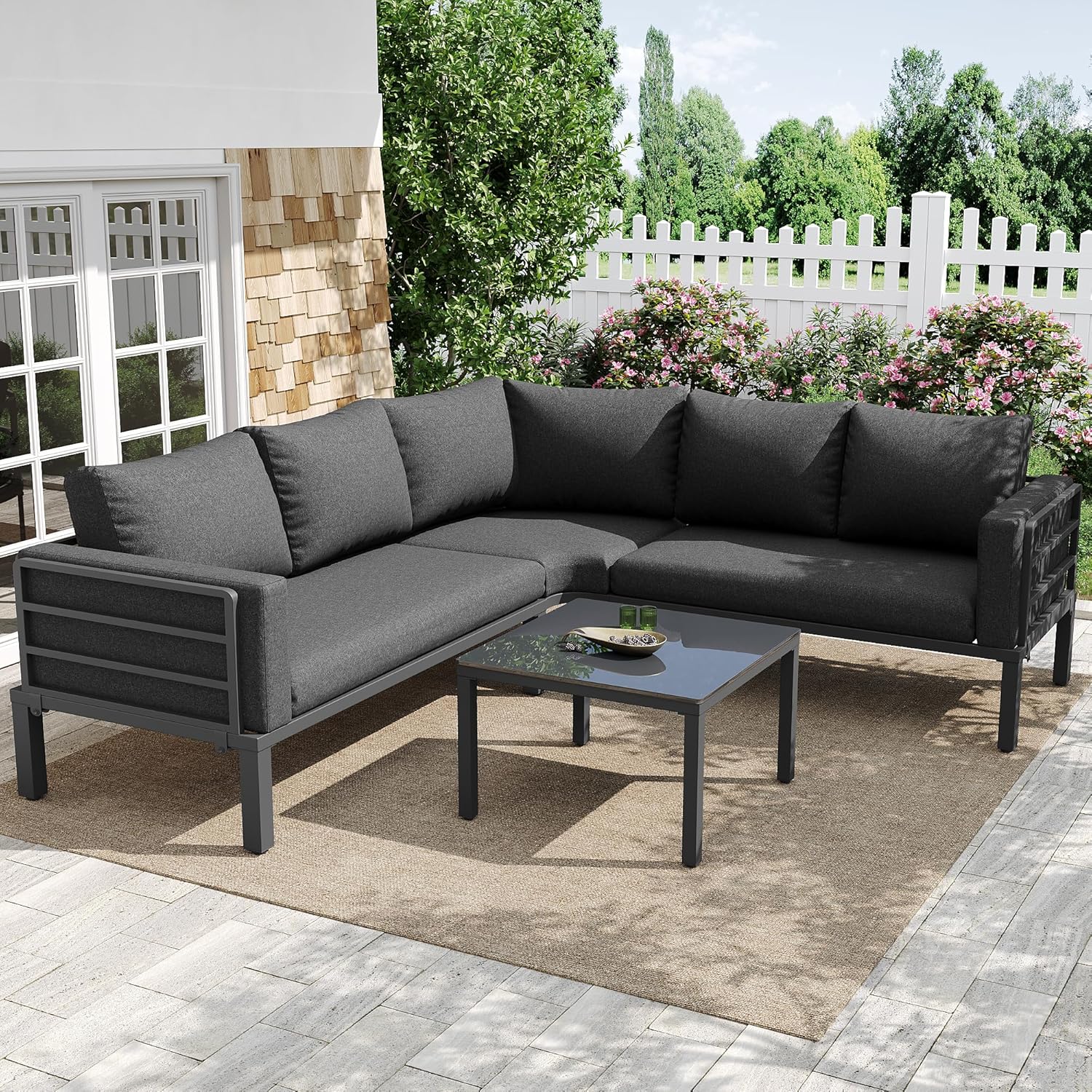 Sapgaks - Salon de jardin D-Gris - 4-5 pers - Fer, verre trempé, coussins, pieds réglables