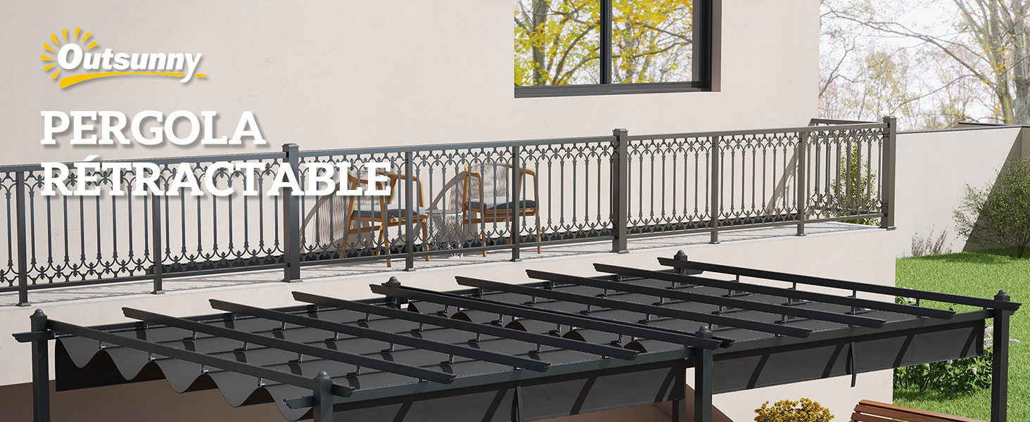 Cadre de pergola en métal noir avec système d'auvent rétractable. Montré installé au-dessus d'un patio extérieur avec des meubles visibles en dessous.