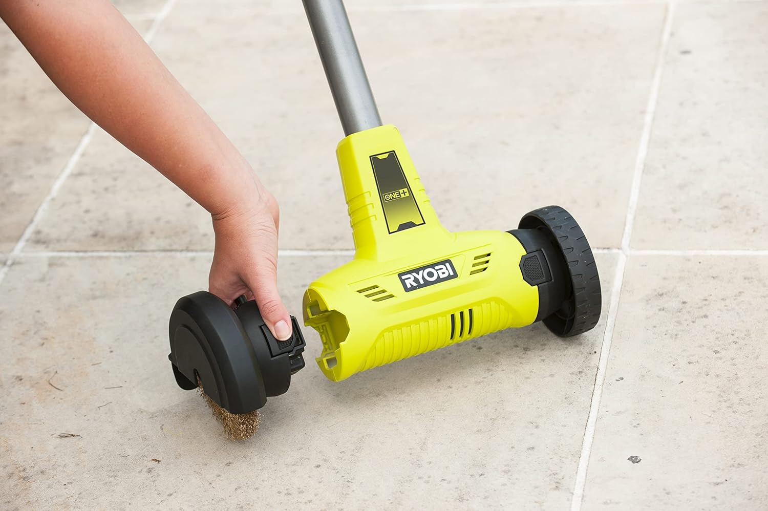 RYOBI - Nettoyeur de joints One+ 18V, brosse métal 11,5cm, batterie 2Ah, 32min - RY18PCA-120