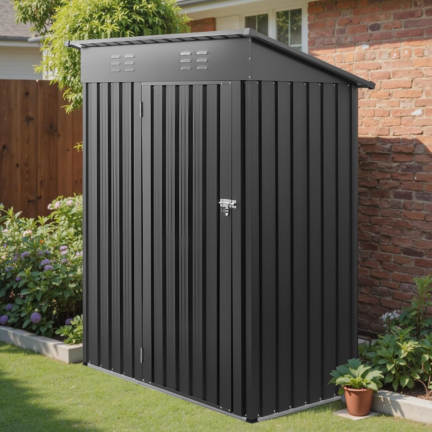 VEVOR Abri de Jardin en Métal, 153,3 x 87,6 cm, Abri de Rangement d'Extérieur, avec Porte Verrouillable, Toit en Pente, Cabine de Jardin, pour Stockage d'Outils, de Vélos, Étagères, Poubelles, Gris