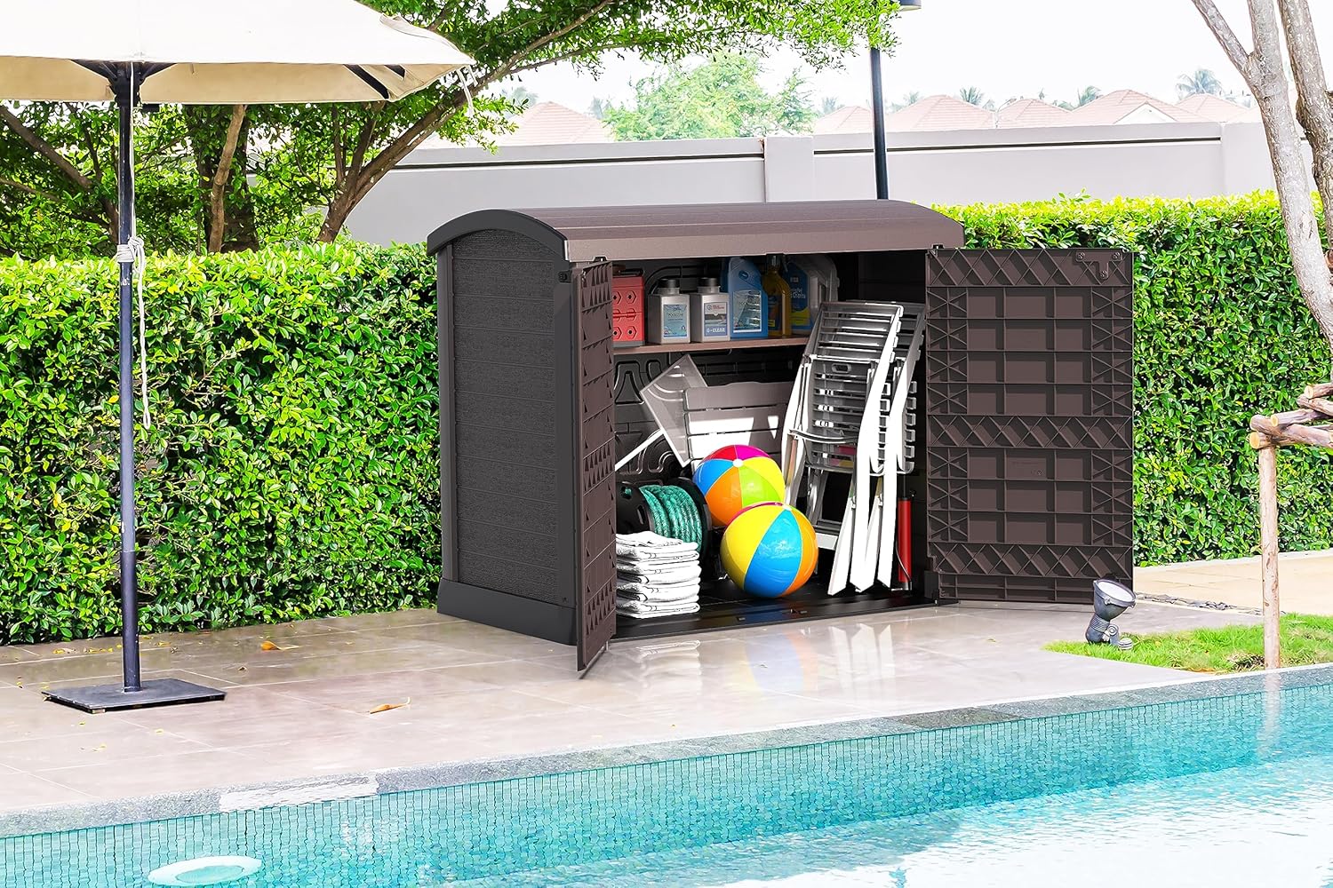 Duramax Cedargrain StoreAway 1200L Abri de jardin en plastique / couvercle arc, Abri pour poubelles, Cache poubelles, Coffre de poubelle, Idéal pour les 2x 240L poubelles, 145x85x125 cm, Marron