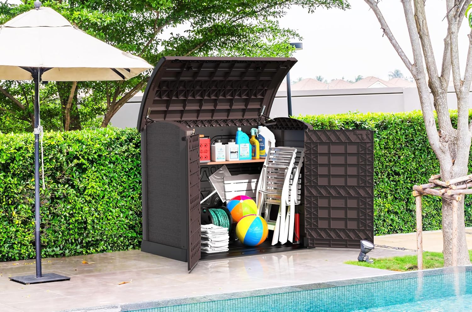 Duramax Cedargrain StoreAway 1200L Abri de jardin en plastique / couvercle arc, Abri pour poubelles, Cache poubelles, Coffre de poubelle, Idéal pour les 2x 240L poubelles, 145x85x125 cm, Marron